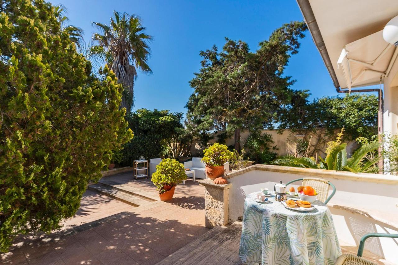 Bed and Breakfast Garden View Near The Sea Лечче Экстерьер фото